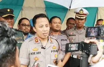 Penjinak Bom Diturunkan Menjelang Natal