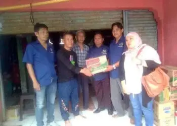 Awak Media Tangerang Bantu Korban Banjir