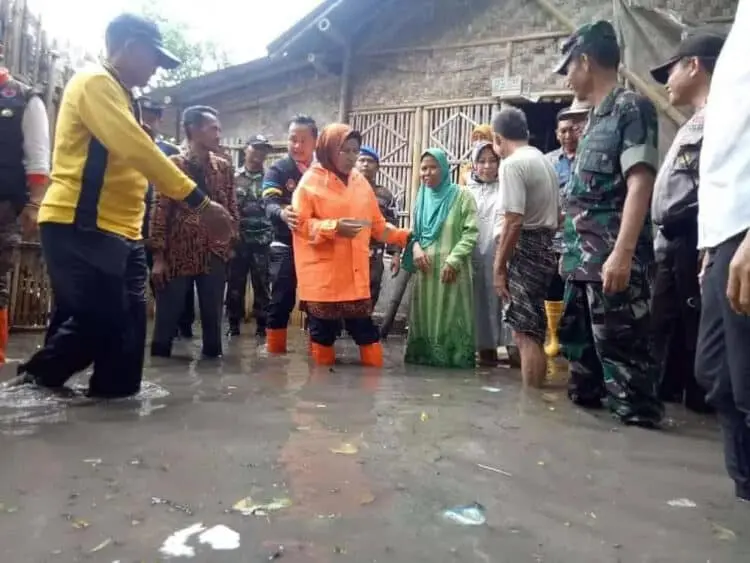 Bupati Tatu‎ Minta Balai Normalisasi Sungai