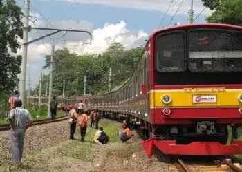 KRL Commuterline Anjlok