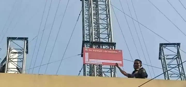 Lagi, Menara BTS Disegel Satpol PP