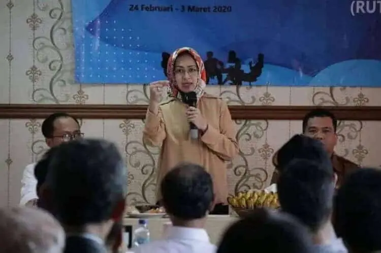 Airin Minta Program Bedah Rumah Libatkan Masyarakat