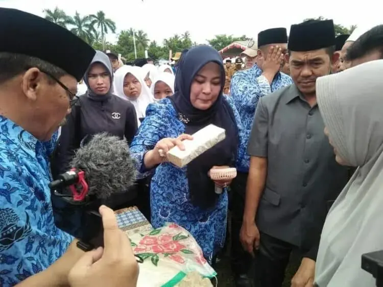 Bupati Irna Minta Birokrat Utamakan Pelayanan
