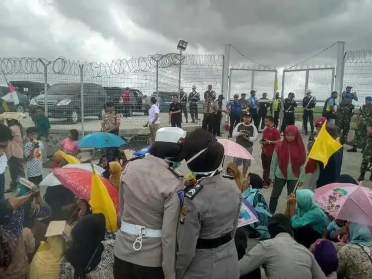 Warga Rawa Burung Kembali Demo PT AP II