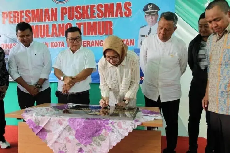 Walikota Airin Resmikan Puskesmas ke-30