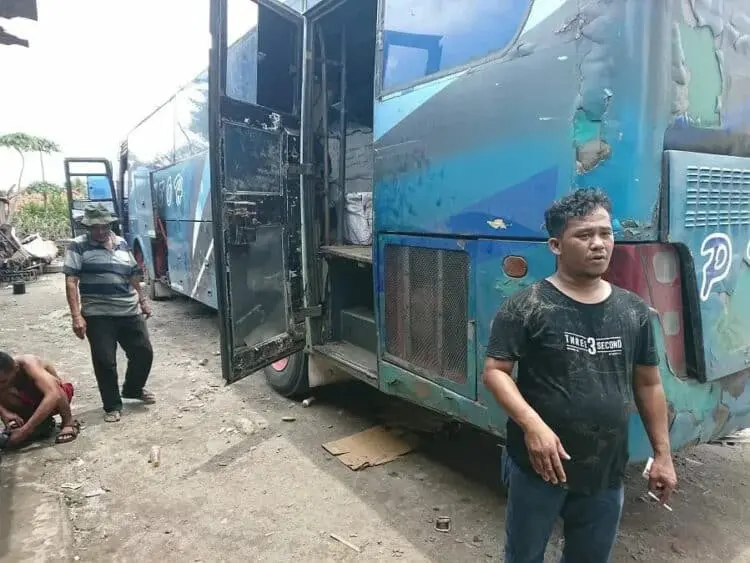 BNNP Banten Sita 50 Kg Ganja di Terminal Bayangan Cikokol