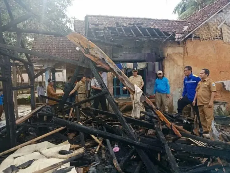 Uang Untuk Berobat Ludes Terbakar
