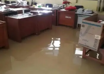 Sekolah Terendam Banjir, Dua SMP di Kabupaten Tangerang Diliburkan