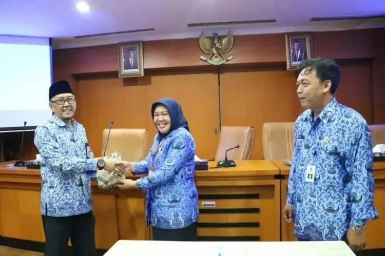 Tini: Tantangan Makin Berat, Jajaran Diskominfo Harus Solid
