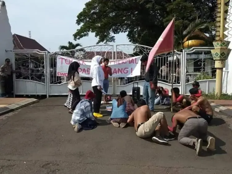 Tolak Proyek Geothermal, Mahasiswa UIN Serang Demo Pemkab