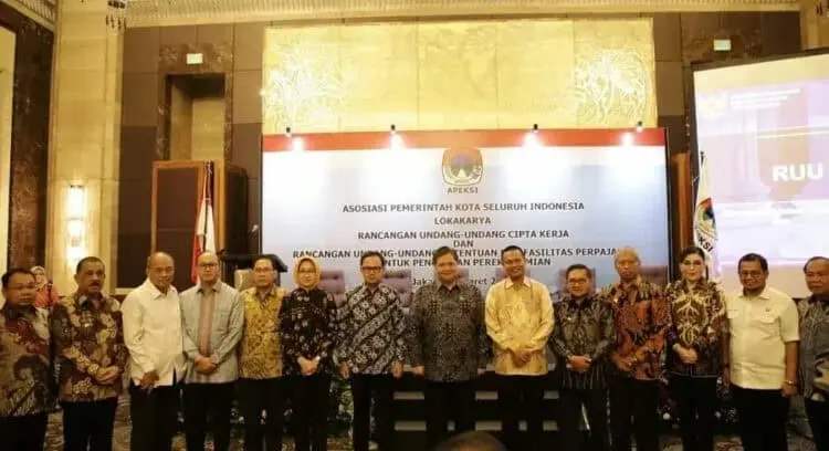 Airin Pastikan Walikota se-Indonesia Lakukan Sosialisasi RUU Cipta Kerja