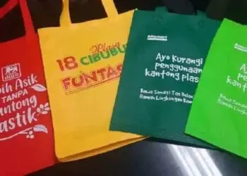 Mulai Juni, Pemkab Lebak Larang Ritel Sediakan Kantong Plastik