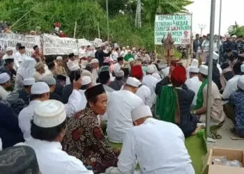 Ribuan Warga Padarincang Istighosah Tolak Proyek Pembangunan Listrik