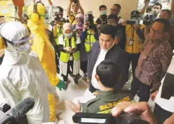 Menteri Erick Thohir Sidak Bandara Tanpa Masker