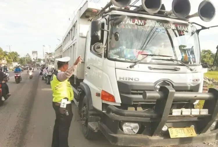 Polresta Tangerang Tindak Kendaraan Odol dan Pengendara Nakal