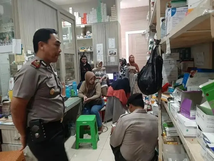 Sudah Dua Bulan Apotek di Lebak Tak Jual Masker