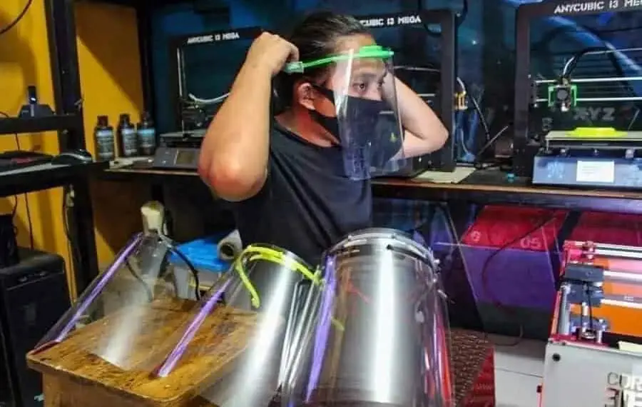 Alat Pelindung Wajah Tiga Dimensi