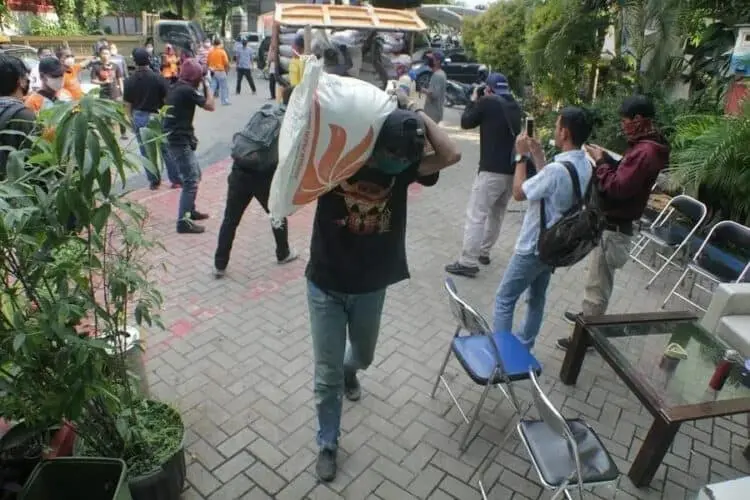 Biar Bisa Psycal Distancing, Pemkot Ujicoba Pembagian Bantuan Lewat Rekening
