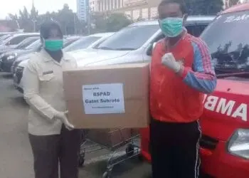 Dosen UPJ Bintaro Produksi Pelindung Wajah