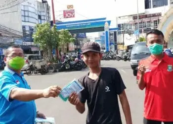 Jelang PSBB, FORMI Bagikan Masker dan Paket Sembako