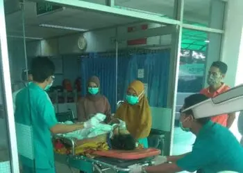 Tolak Ajakan Rujuk, Karyawati Ditusuk Mantan Suami