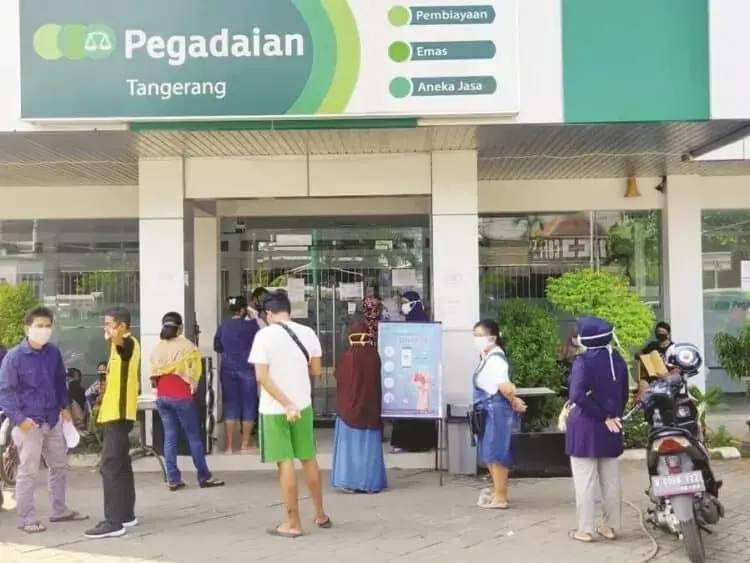Imbas Corona, Warga Kota Tangerang Ramai-ramai Gadaikan Barang
