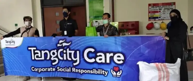 Bantu Lawan Covid-19, Tangcity Mall Serahkan 200 APD