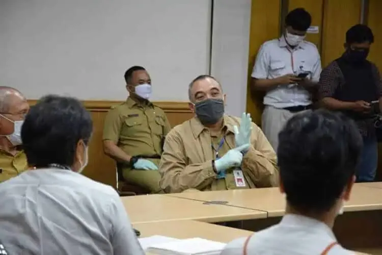 Dua Karyawan Meninggal Diduga karena Corona, Bupati Zaki Paksa Pabrik Setop Operasi