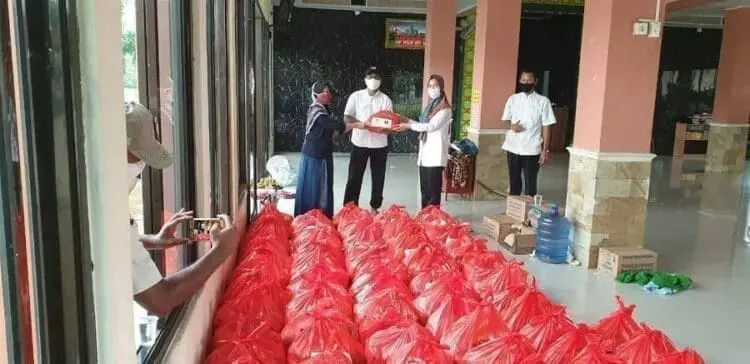Warga Perumahan Kebanjiran, Pemkab Salurkan Bantuan