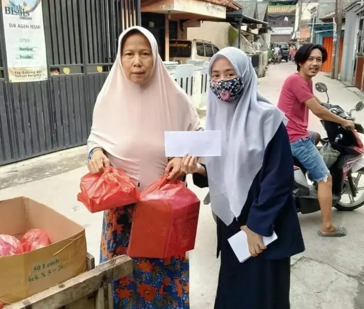 Gerai Yatim Duafa Salurkan 500 Paket Sembako