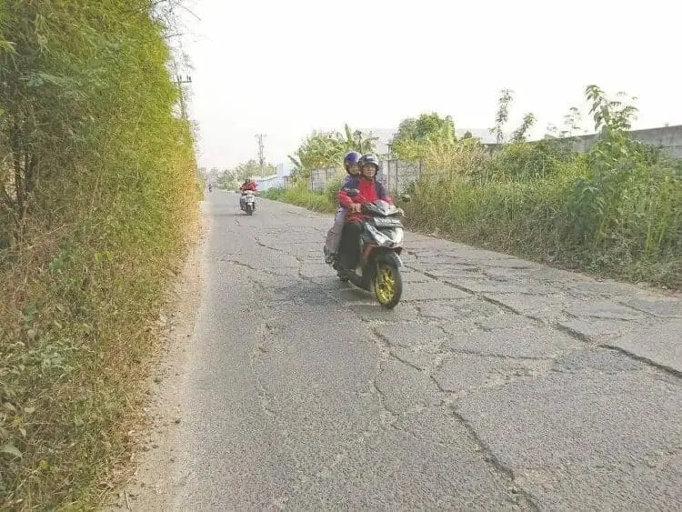 Begal Gentayangan di Jalan Raya Gajah Barong Tigaraksa