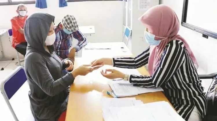 Alhamdulillah, Warga Terdampak Covid-19 di Ciledug Terima BLT