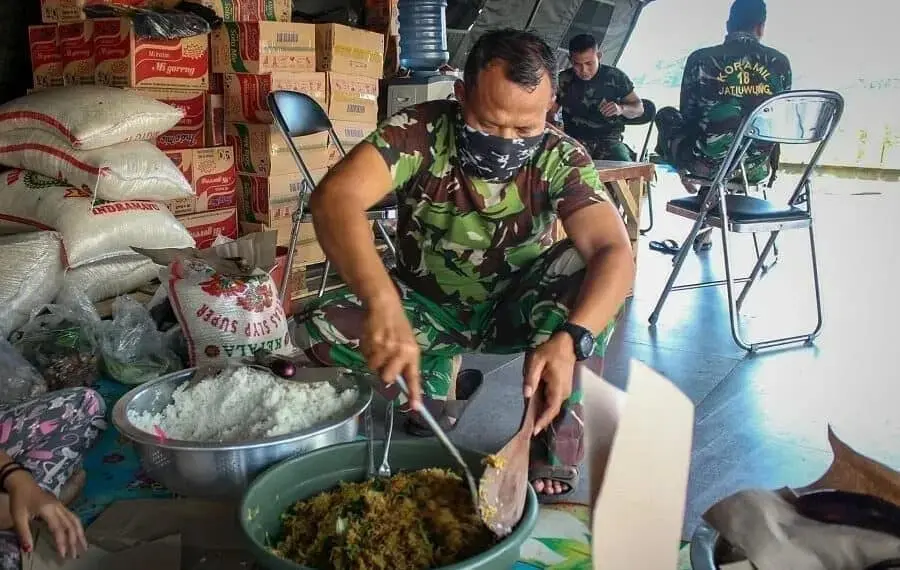 Dapur Umum TNI-Polri dan Pemkot Tangerang