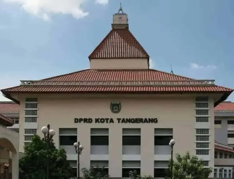 Lelang Pengadaan Mobil Dinas Wakil Ketua DPRD Kota Tangerang Dibatalkan