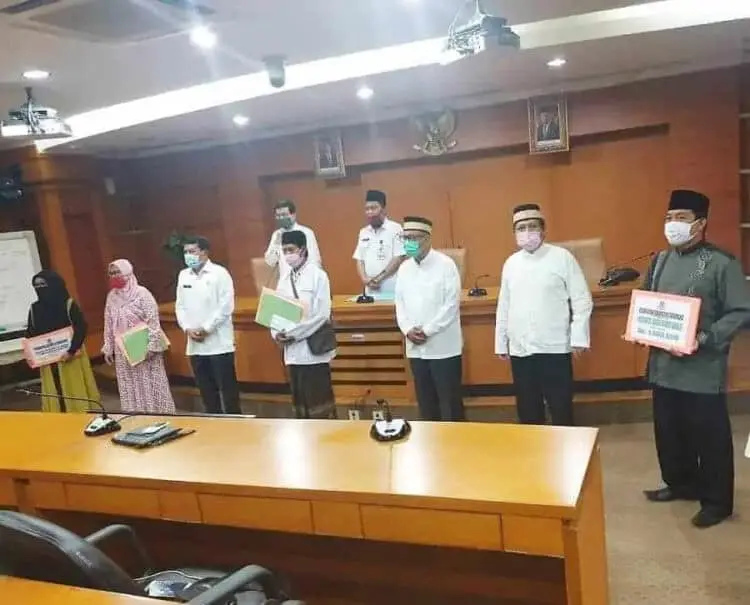 Alhamdulillah, Insentif Guru Ngaji dan Pemulasaran Jenazah Cair