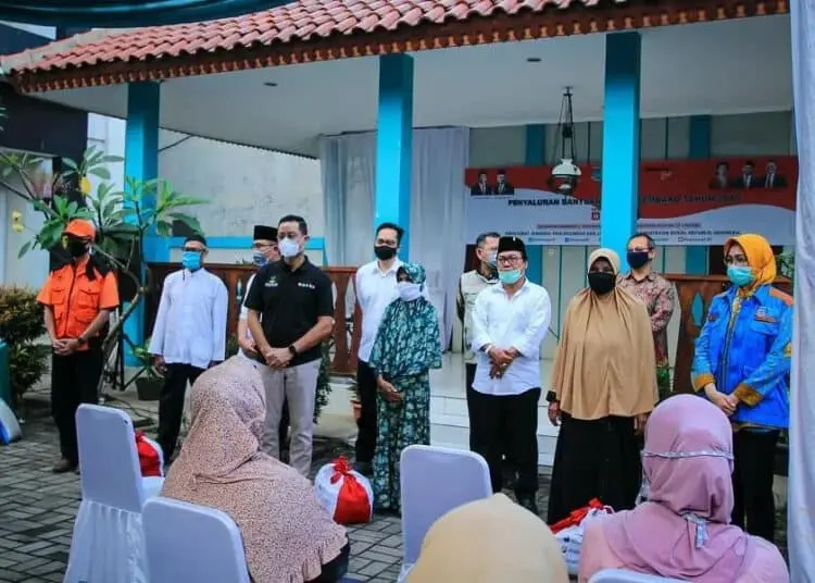 Pembagian Bansos Pusat di Kota Tangsel