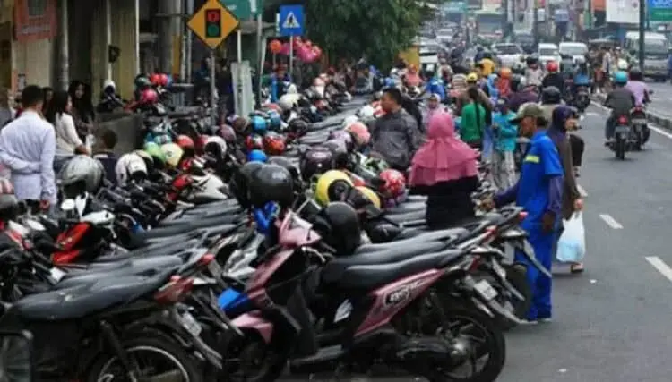 DPRD Tangsel Dorong On Street Parking Dievaluasi