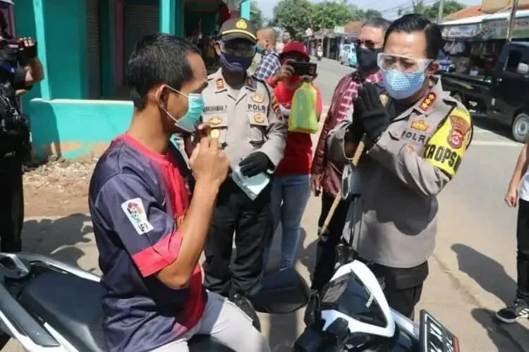 Kapolresta Tangerang Minta Pedagang Pasang Partisi Transparan