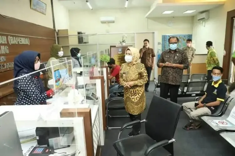 Bupati Tatu Intruksikan OPD Jalankan New Normal