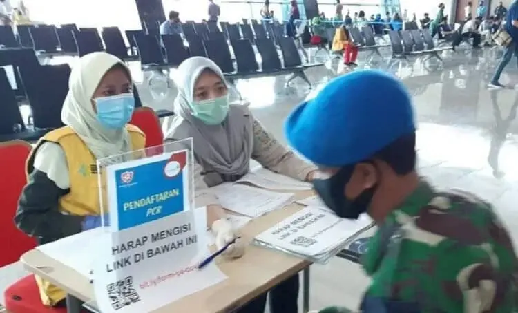 Ribuan Petugas Bandara Soetta Jalani Tes Swab
