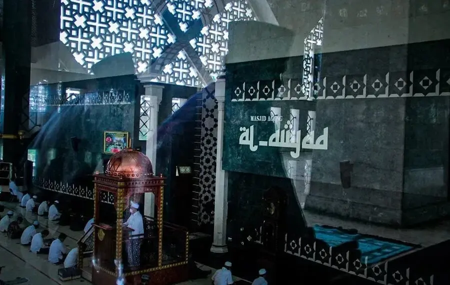 Salat Jumat “Perdana” di Masjid Al-Amjad Tigaraksa