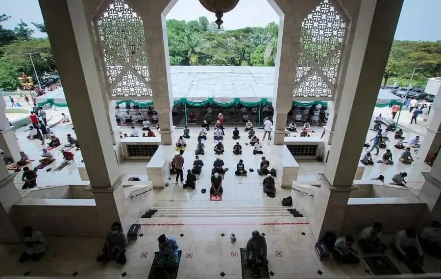 Salat Jumat “Perdana” di Masjid Al-Amjad Tigaraksa