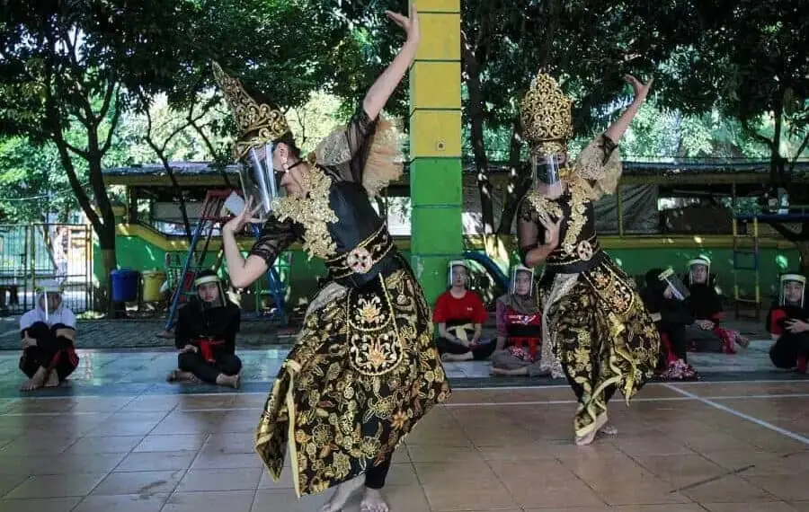 Sanggar Tari Terapkan Protokol Kesehatan