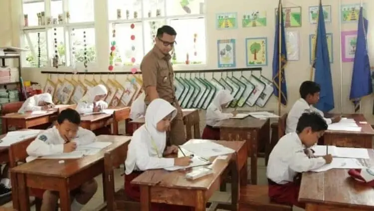 Khusus di Zona Hijau, Siswa SMP Pandeglang Bakal Masuk Sekolah