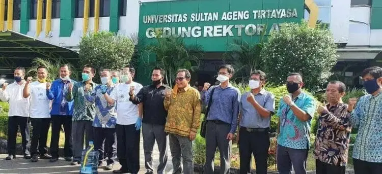 Buka Mitra Bisnis, Untirta Luncurkan Produk Air Dalam Kemasan