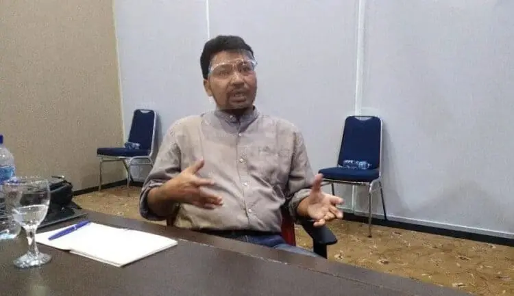 Tak Jadi Duet dengan Muhamad, Azmi Legowo
