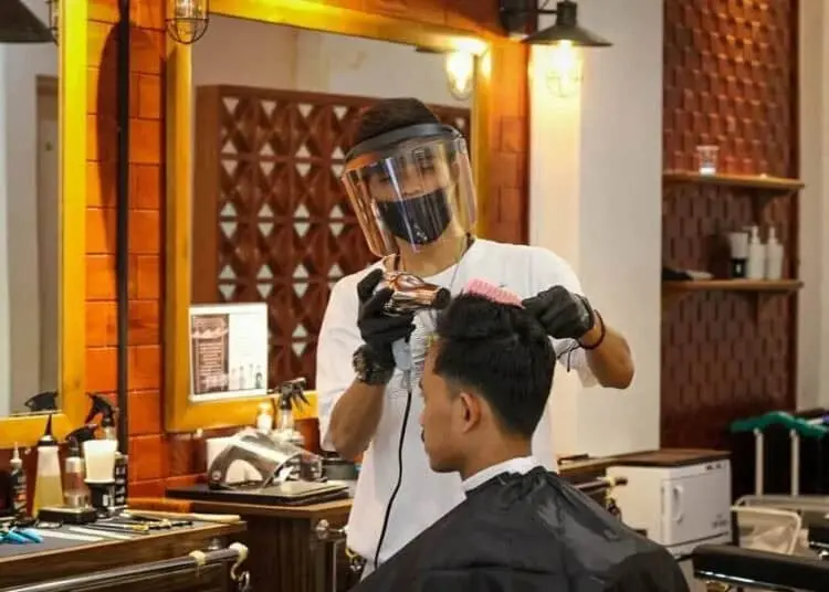 Jangan Takut Potong Rambut di Barbershop