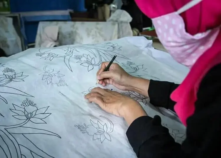 Pengrajin Batik Khas Tangerang Beroperasi Lagi