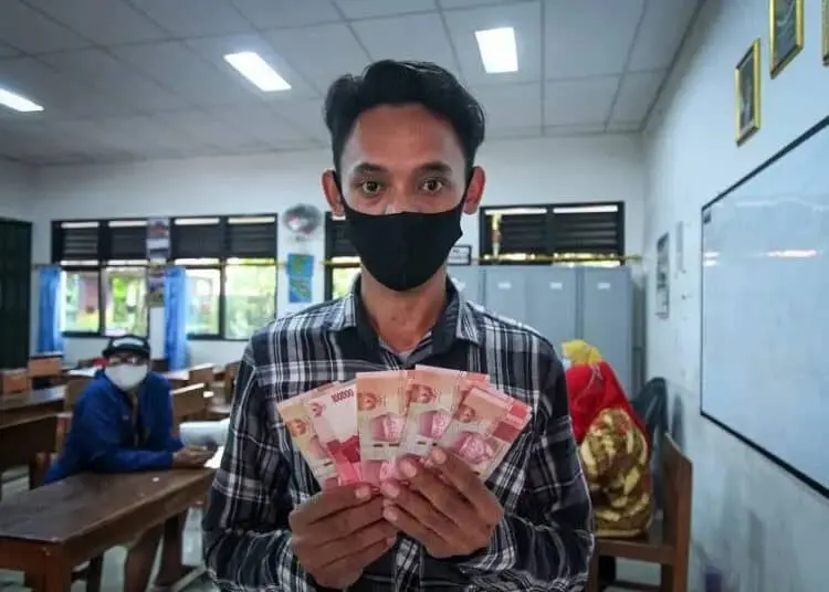 Penyerahan BLT Gelombang Empat