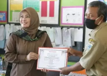 Sekolah di Cikeusik Dapat Dana Alokasi Khusus